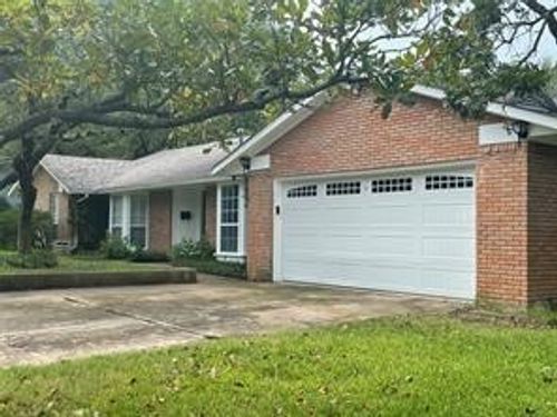 5728 Rockhill Rd, Fort Worth, TX, 76112-2936 | Card Image