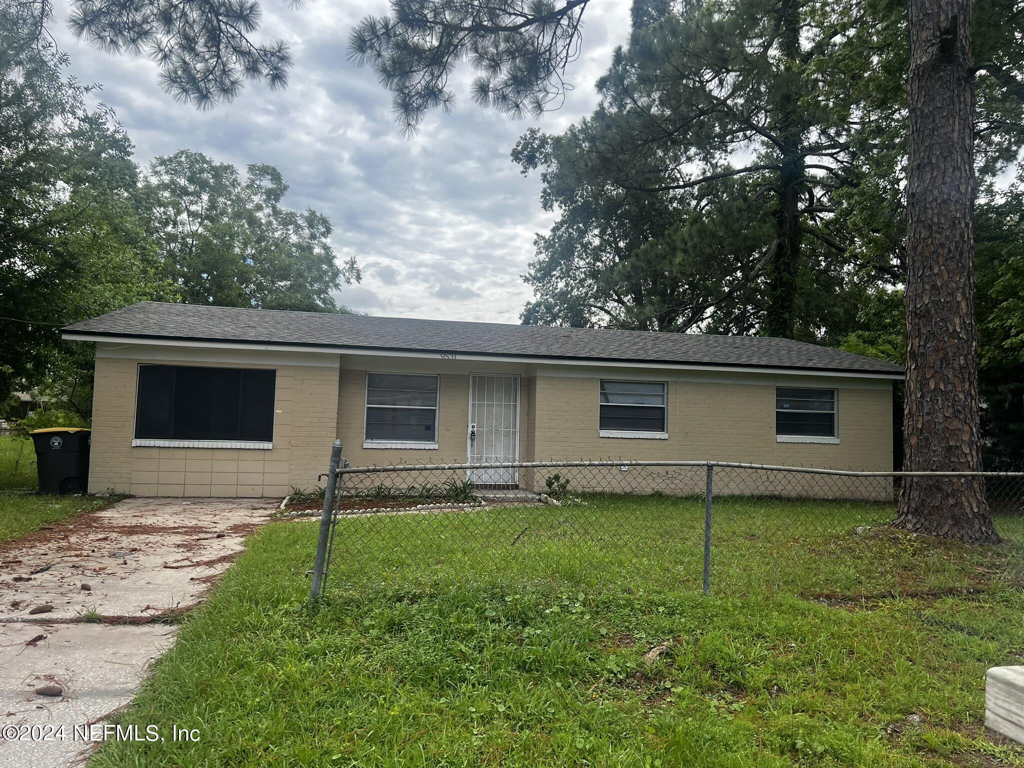 Little John Rd, Jacksonville, FL 32208