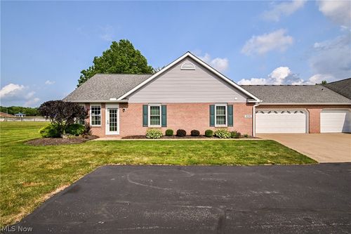 12782 Forsythia Ave Nw, Uniontown, OH, 44685-7397 | Card Image
