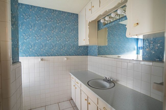 1905 Cimarron Trl, House other with 3 bedrooms, 2 bathrooms and null parking in Hurst TX | Image 19