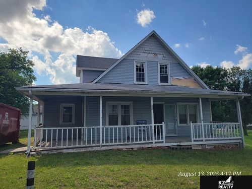520 Cedar St, Otoe, NE, 68417-4010 | Card Image