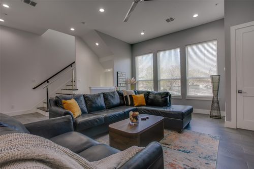 105-2239 Lovedale Ave, Dallas, TX, 75235-4315 | Card Image