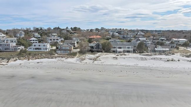 18 Bungalow Rd, House other with 5 bedrooms, 3 bathrooms and 4 parking in Gloucester MA | Image 4