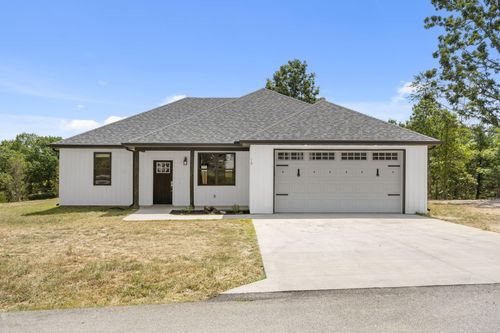 10 Pot O Gold Rd, Reeds Spring, MO, 65737-9753 | Card Image