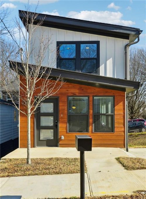 1058 West Ave Sw, Atlanta, GA, 30315-2118 | Card Image