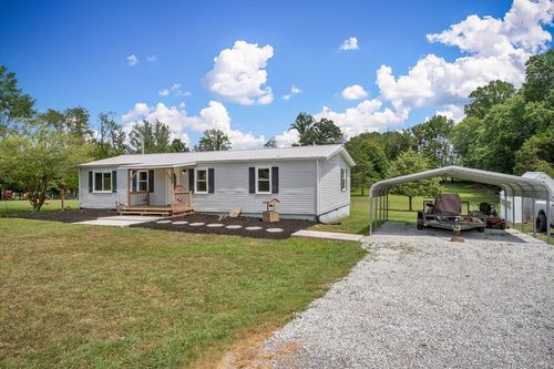 8225 Fairview Rd, Cookeville, TN, 38501-9718 | Card Image