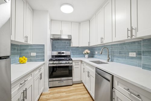 4n-77 Fulton St, New York, NY, 10038-0038 | Card Image