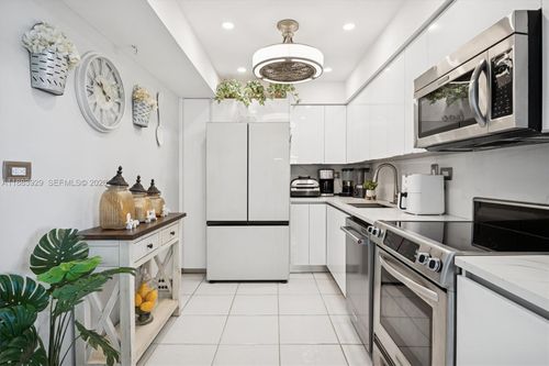 2326-20355 Ne 34th Ct, Aventura, FL, 33180-3300 | Card Image