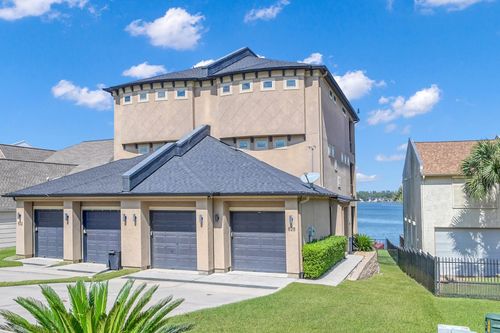 828 Lake View Dr, Montgomery, TX, 77356-5775 | Card Image