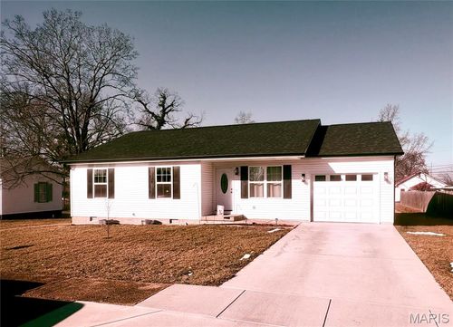 111 N White Oak St, Desloge, MO, 63601-2823 | Card Image