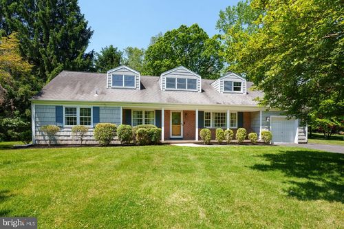 4 Manor Ave, PRINCETON, NJ, 08540-6418 | Card Image