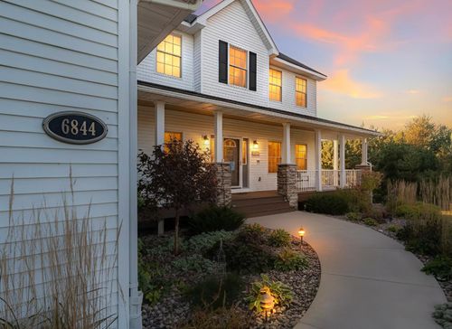 6844 Odell Ave S, Hastings, MN, 55033-9189 | Card Image