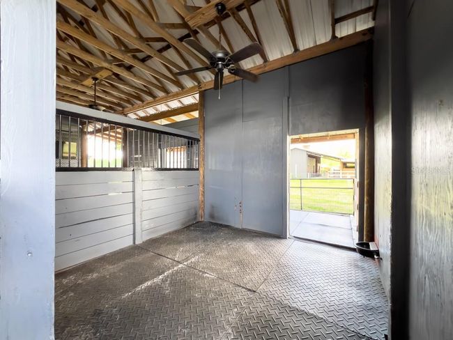 812 Jameson Rd, House other with 3 bedrooms, 2 bathrooms and null parking in Lithia FL | Image 40
