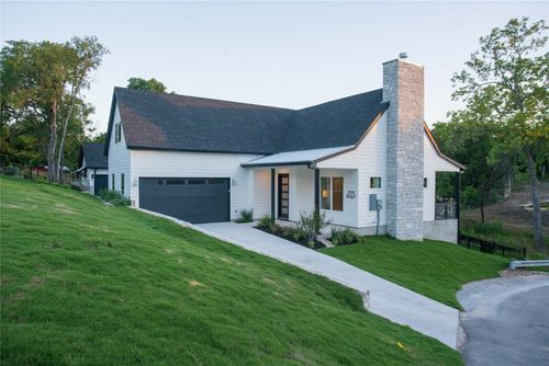 9-3018 Sunridge Dr, Austin, TX, 78741-7335 | Card Image