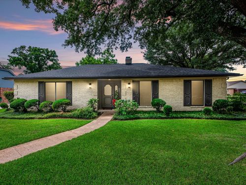 4002 Cujanes St, Pasadena, TX, 77504-3532 | Card Image