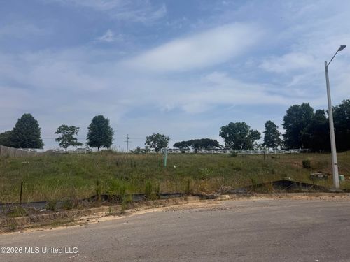 2572 Beauvior Drive, Hernando, MS, 38632 | Card Image