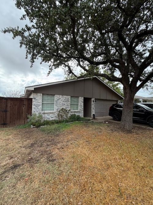 2915 Rayswood Dr, Carrollton, TX, 75007-5754 | Card Image