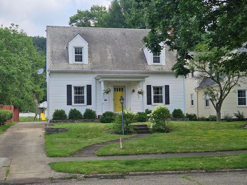 521 E Allen St, Lancaster, OH, 43130-2634 | Card Image
