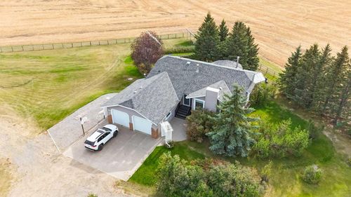 272166 Panorama Rd, Rocky View County, AB, T4B4Z1 | Card Image