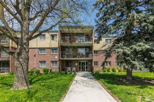 203-30 Avalon Pl, Kitchener, ON, N2M4N6 | Card Image