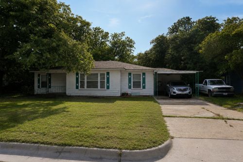 709 Mulkey Ln, Denton, TX, 76209-4738 | Card Image