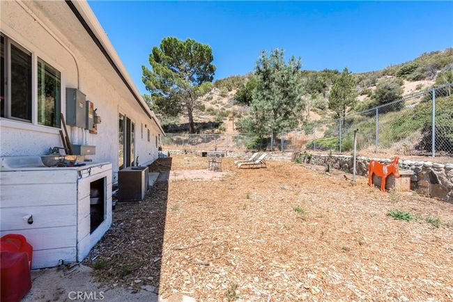 26865 Elizabeth Lake Rd, House other with 2 bedrooms, 2 bathrooms and 2 parking in Lake Hughes CA | Image 40