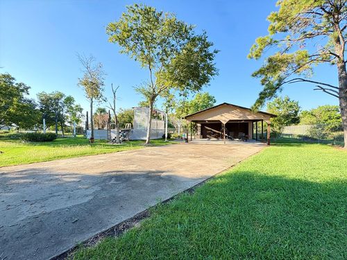 182 Smith Rd, Palacios, TX, 77465 | Card Image