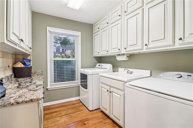 7412 Mid Broadwell Trce, House other with 5 bedrooms, 4 bathrooms and 2 parking in alpharetta GA | Image 11