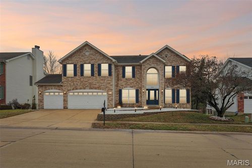 13232 Dartagnan Ct, Creve Coeur, MO, 63141-6092 | Card Image