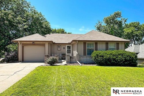 11417 R St, Omaha, NE, 68137-3629 | Card Image