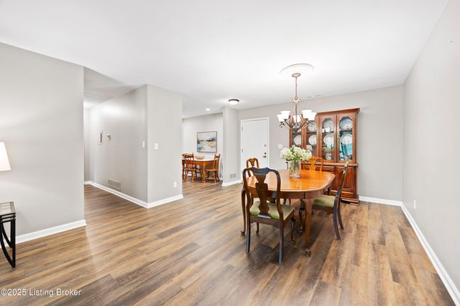203 - 1600 Gardiner Ln, Condo with 2 bedrooms, 2 bathrooms and null parking in Louisville KY | Image 6