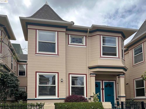 595 22nd St, Oakland, CA, 94612-1613 | Card Image
