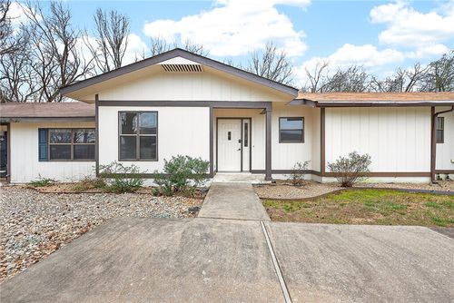 18 Eleanor Ln, Bella Vista, AR, 72714-3232 | Card Image