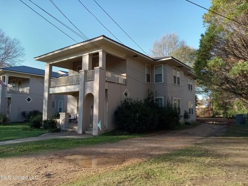 109 E Percy St, Indianola, MS, 38751-2442 | Card Image