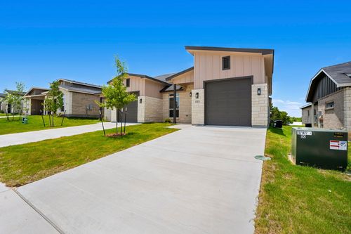 1303 Lone Pine Way, Killeen, TX, 76543 | Card Image