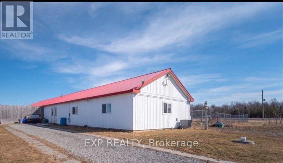 Residential in Fort Erie (Mulgrave) 3
