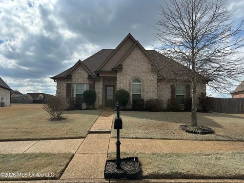 4933 Margarette Cir W, Olive Branch, MS, 38654-6971 | Card Image
