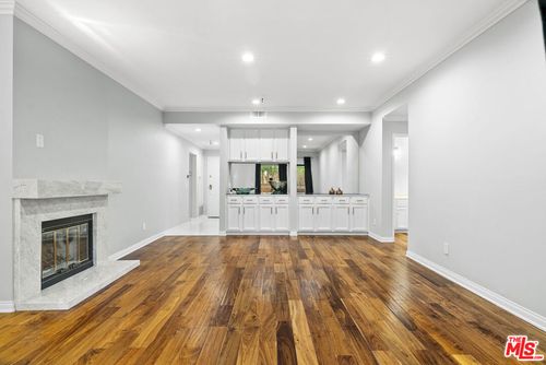 108-14630 Dickens St, Sherman Oaks, CA, 91403-3608 | Card Image