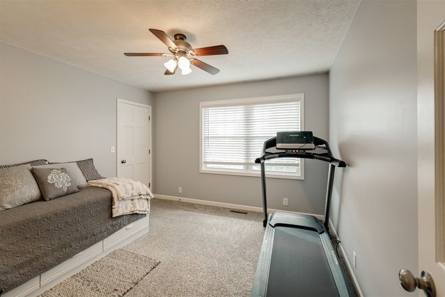 307 Blue Jay Dr, House other with 4 bedrooms, 4 bathrooms and 2 parking in Le Roy IL | Image 32