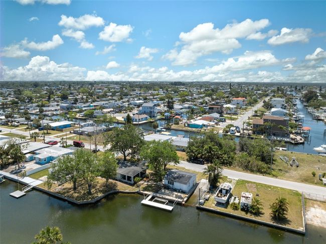 6521 Boatyard Dr, House other with 2 bedrooms, 1 bathrooms and null parking in HUDSON FL | Image 39