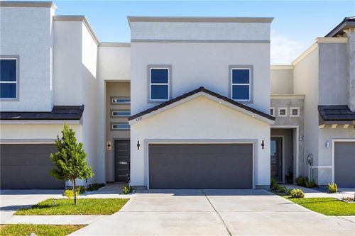 2205 Dorado Dr, Mission, TX, 78573-8504 | Card Image