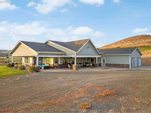 42759 Moody Rd, Richland, OR, 97870-6762 | Card Image