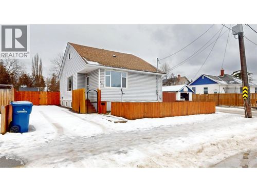 201R 9th Avenue S, Cranbrook, BC, V1C2M4 | Card Image