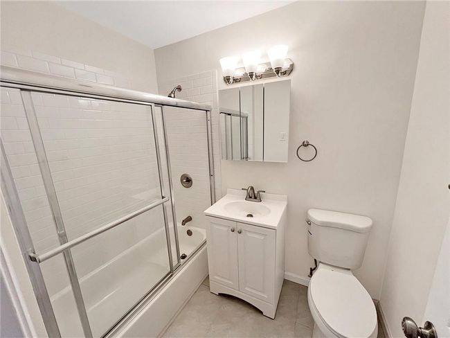 APT-8E - 166 Powells Cove Blvd, Home with 2 bedrooms, 2 bathrooms and null parking in Whitestone NY | Image 15