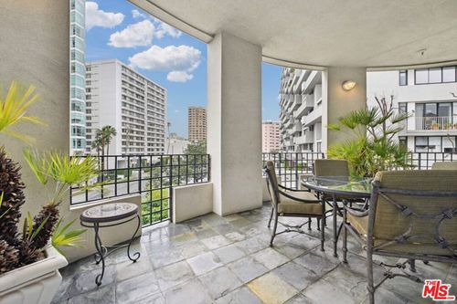 ph1-10351 Wilshire Blvd, Los Angeles, CA, 90024-4736 | Card Image
