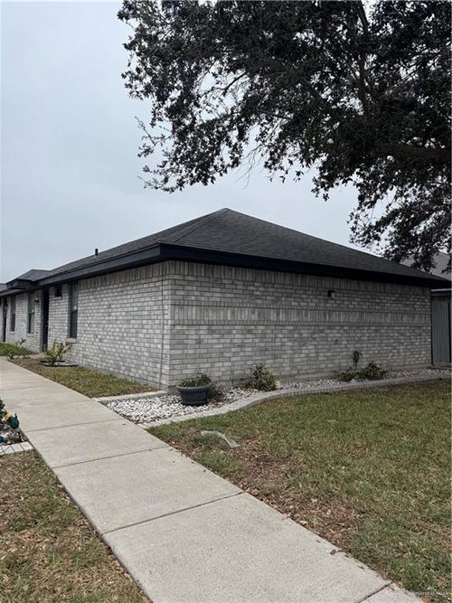 2-7101 N 8th Street, Mcallen, TX, 78504 | Card Image