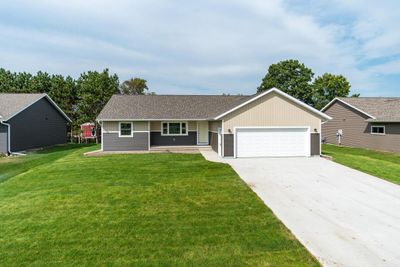 1706 Black Oak Drive, House other with 3 bedrooms, 2 bathrooms and null parking in ROCKLAND WI | Image 1