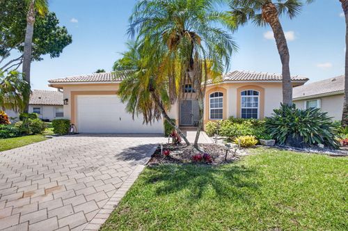 6738 Sun River Rd, Boynton Beach, FL, 33437-6030 | Card Image