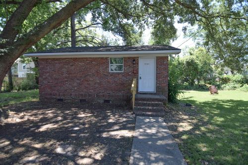 1923 Token Street, North Charleston, SC, 29405 | Card Image