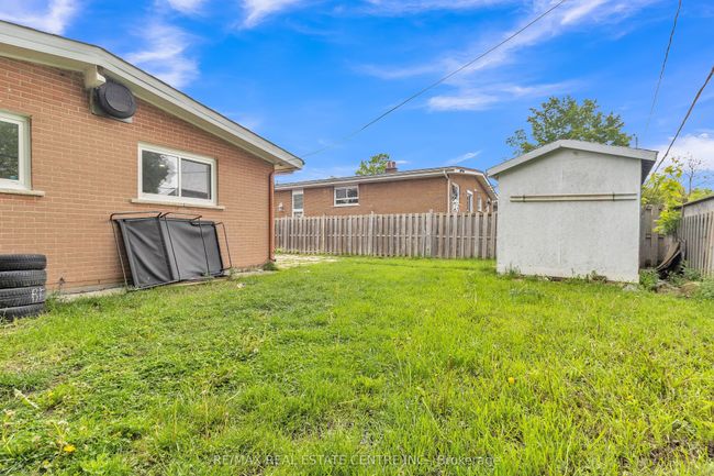 19 Langwith Crt, House other with 6 bedrooms, 3 bathrooms and 4 parking in Brampton ON | Image 23